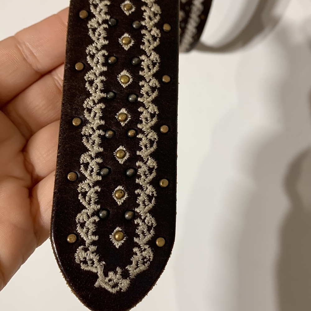 Lucky brand brown leather embroidered studded bohemian belt size medium - Picture 4 of 12